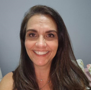 Corretor - Chris Pinho